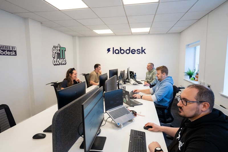 Team labdesk - 365 accelerator launch